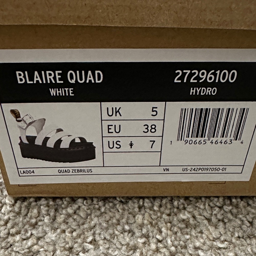Dr. Martens Women’s Black and White Sandals - Picture 7 of 7